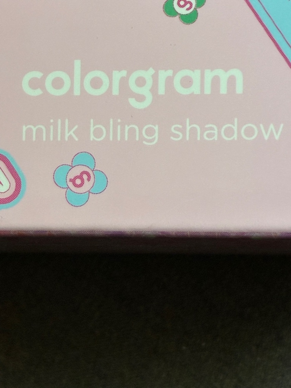 Colorgram milk bling eyeshadow in shade opal flash if you like glitter, get this - Picture 7 of 10